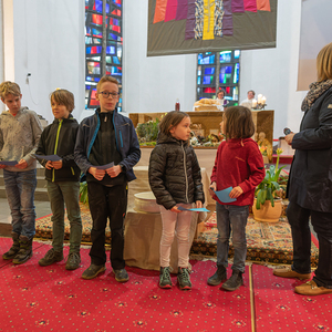 Am Nachmittag des Gründonnerstags fand eine Abendmahlfeier für Kinder in der Pfarrkirche statt.