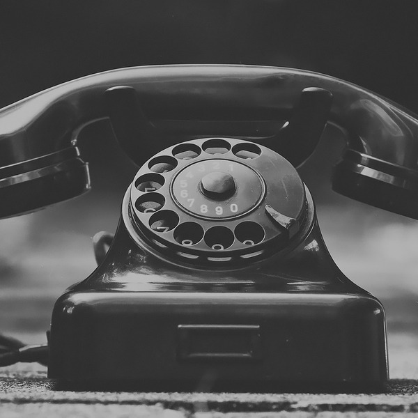 Telefonanlage / Bild von Alexa auf
