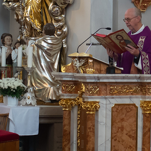 Familiengottesdienst der Volkschule Kopfing am 1.Adventsonntag