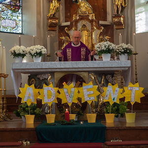 Familiengottesdienst der Volkschule Kopfing am 1.Adventsonntag