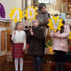 Familiengottesdienst der Volkschule Kopfing am 1.Adventsonntag